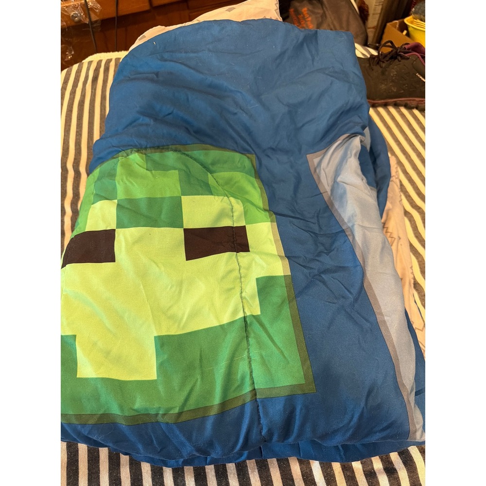 Minecraft Creeper Reversible Comforter Blue Green Pixelated Gaming Bedding Twin